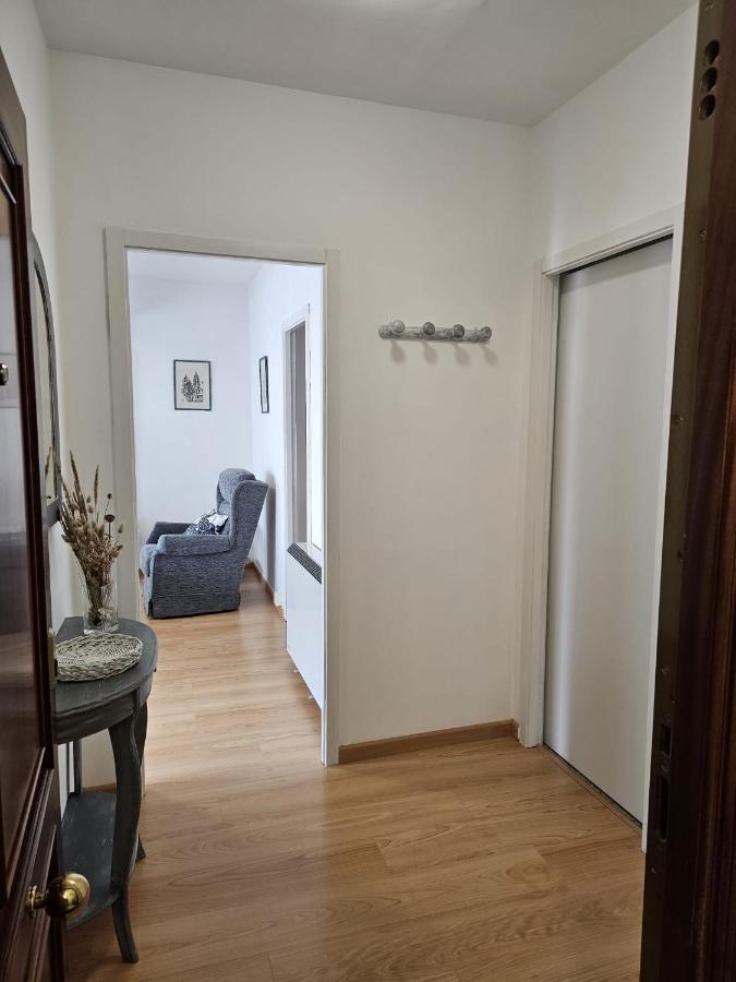 Meda Padron Apartment ภายนอก รูปภาพ